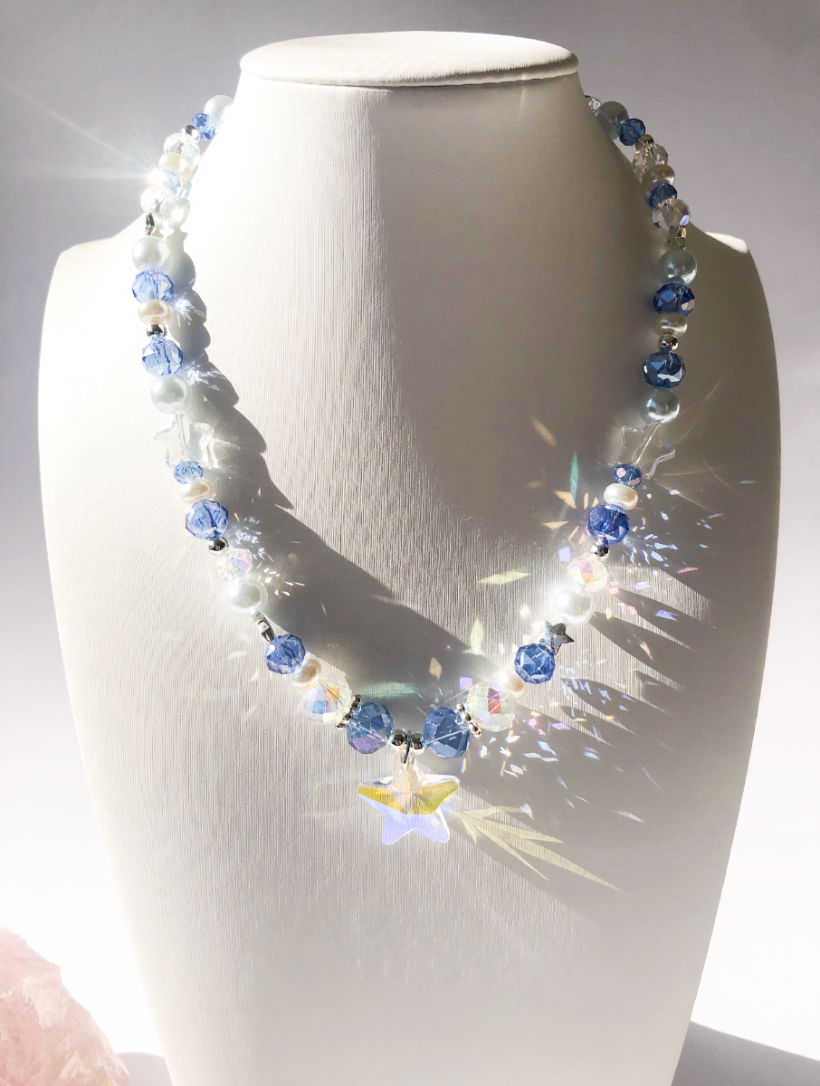 Blue Shimmering Facet Necklace